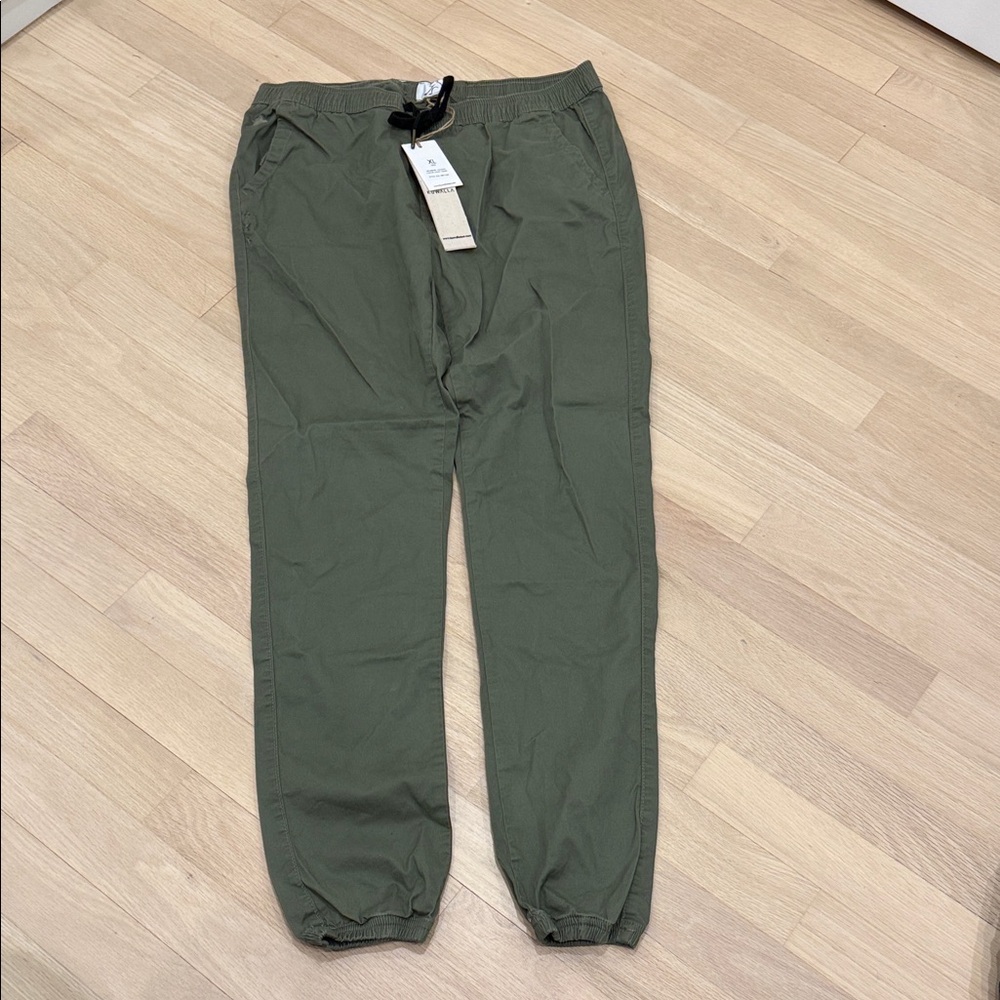 Kuwalla tee olive jogger pants XL